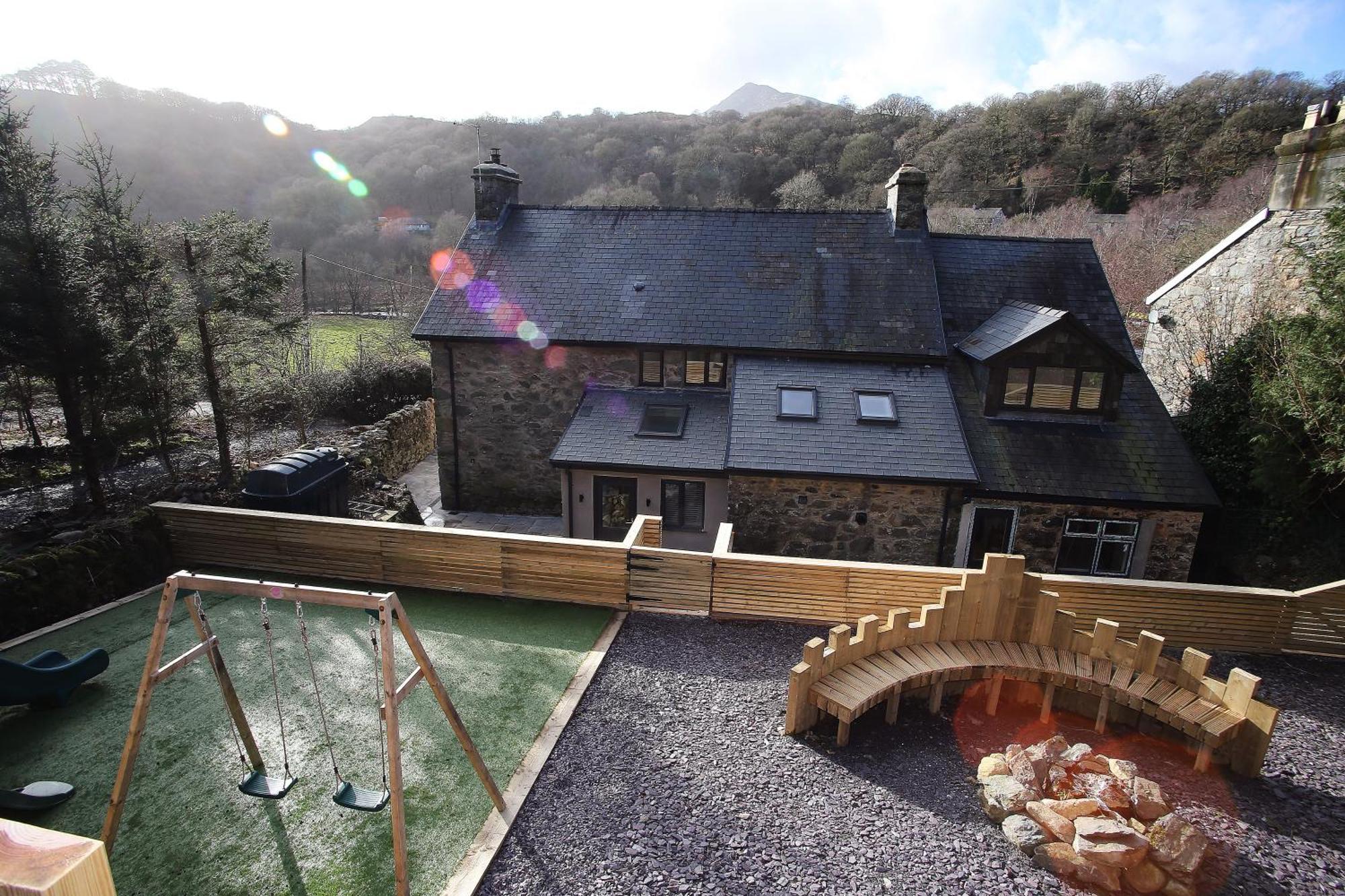 Bryn Glo Vila Capel Curig Exterior foto